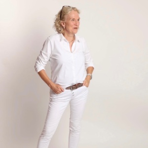 Frau Corinna Sandmüller-Tomasch