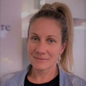 Ms Melanie Hartskeerl