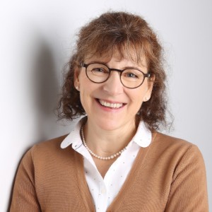 Frau Simone van Stuyvenberg