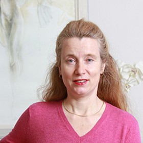 Frau Britta Hiemenz
